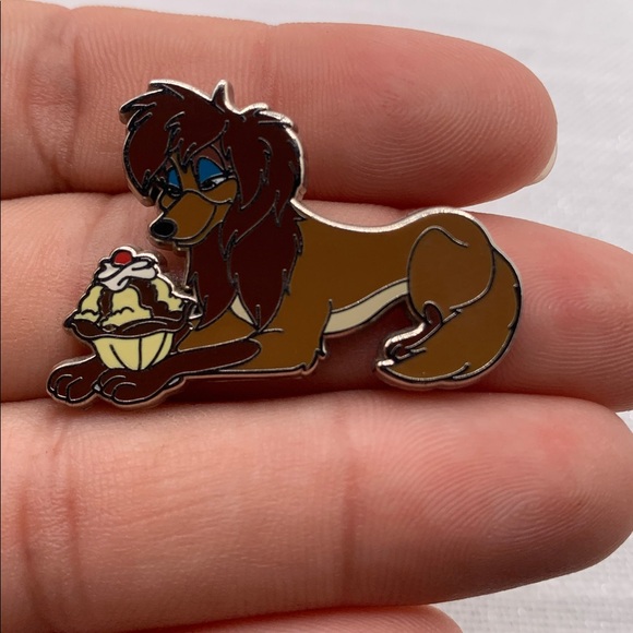 DSF DSSH PTD Rita Oliver and Company LE 300 Pin Trader Delight